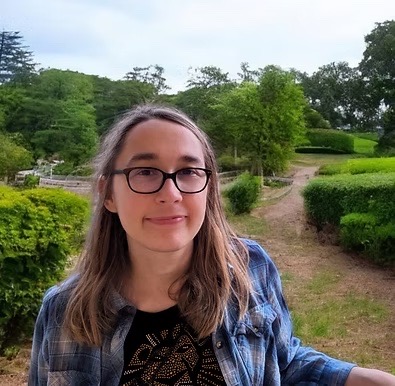 Angelina, éducatrice comportementaliste canin